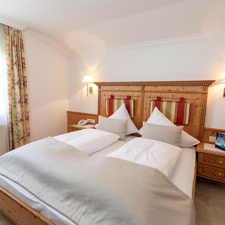 Alpines Gourmet Hotel Montanara Flachau Bagian luar foto