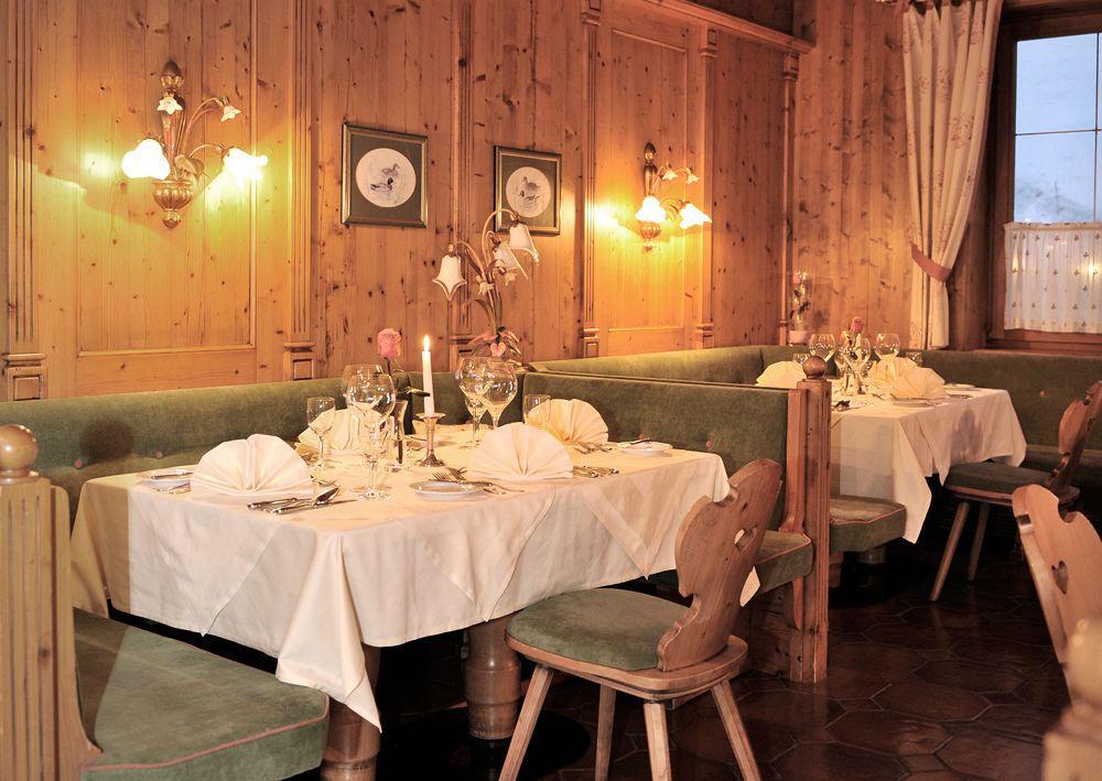 Alpines Gourmet Hotel Montanara Flachau Bagian luar foto