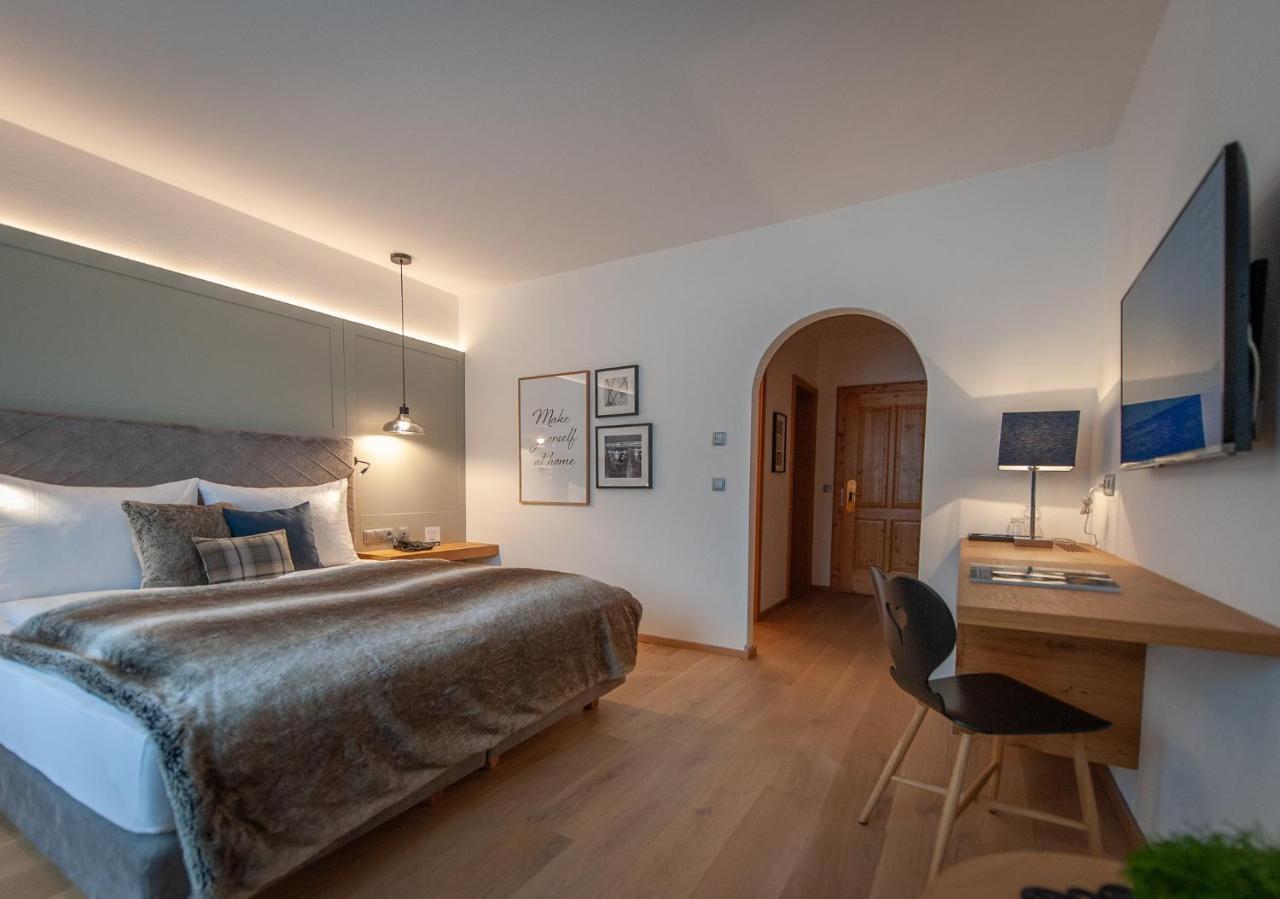 Alpines Gourmet Hotel Montanara Flachau Bagian luar foto